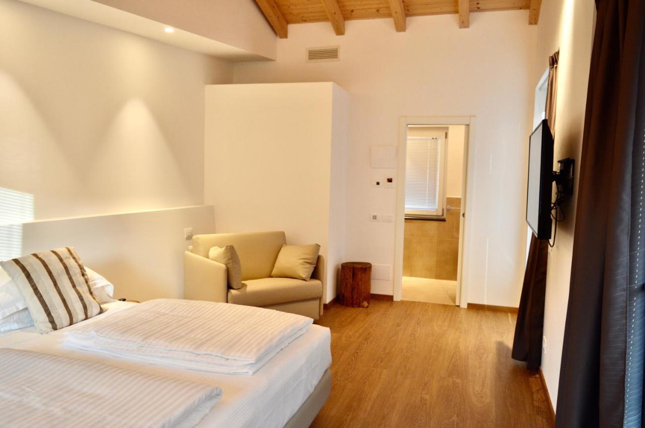 Agriturismo Terre Di Ginepro Боргето ди Вара Екстериор снимка
