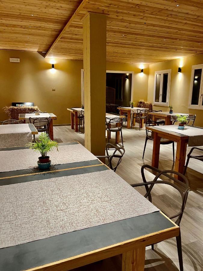 Agriturismo Terre Di Ginepro Боргето ди Вара Екстериор снимка