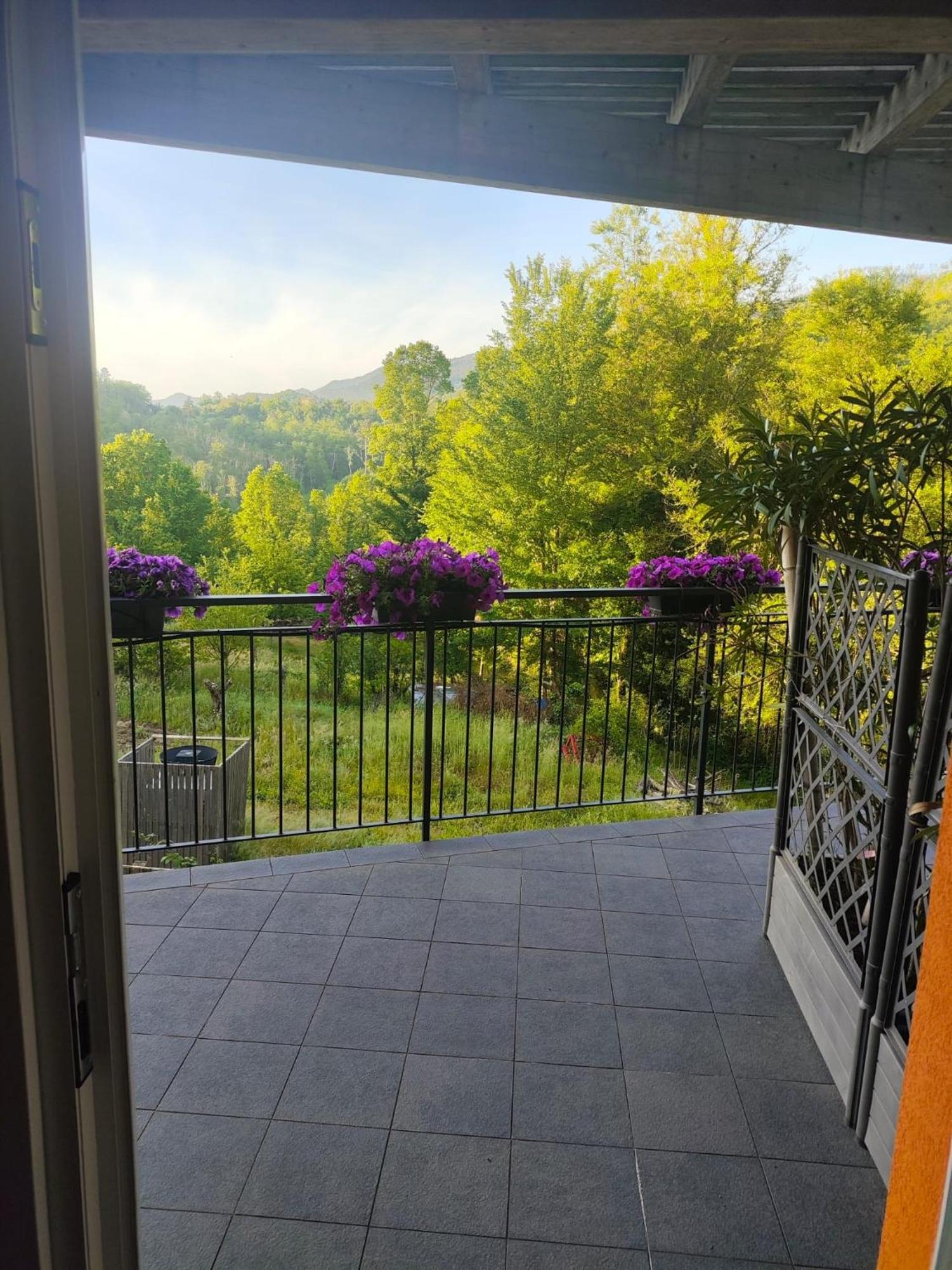 Agriturismo Terre Di Ginepro Боргето ди Вара Екстериор снимка